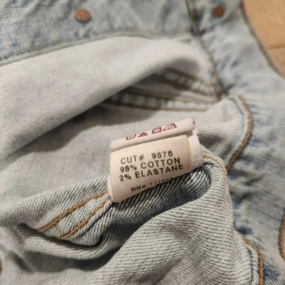 J BRAND Atomic Lightwash Fitted Jean Jacket - Picture 7 of 7